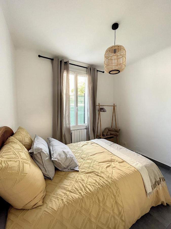 Charmante Maison De Ville Avec Jardin, Terrasse Et Terrain De Petanque فوس-سور-مير المظهر الخارجي الصورة