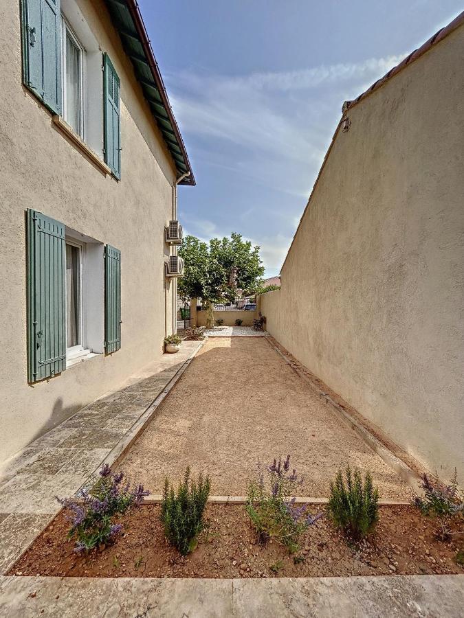Charmante Maison De Ville Avec Jardin, Terrasse Et Terrain De Petanque فوس-سور-مير المظهر الخارجي الصورة